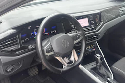harmaa Volkswagen Taigo 2024 kuva 3.