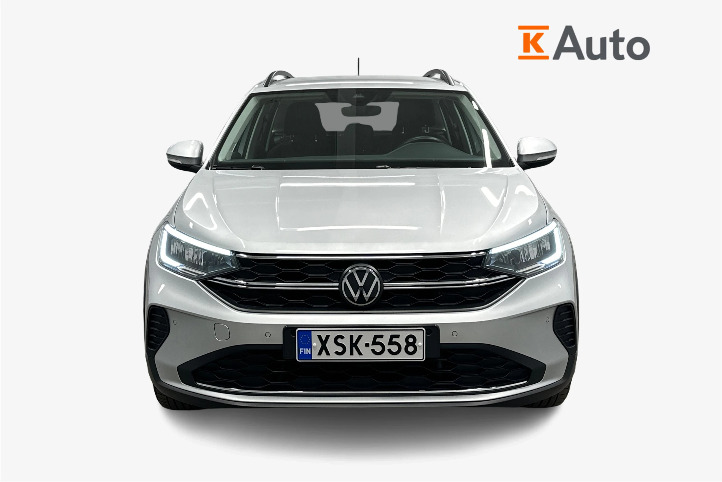 harmaa Volkswagen Taigo 2024 kuva 4.