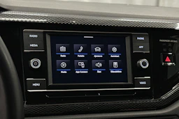 harmaa Volkswagen Taigo 2024 kuva 13.