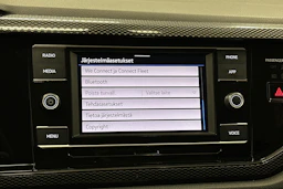 harmaa Volkswagen Taigo 2024 kuva 18.