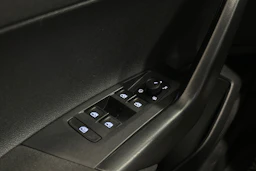 harmaa Volkswagen Taigo 2024 kuva 25.