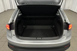harmaa Volkswagen Taigo 2024 kuva 26.