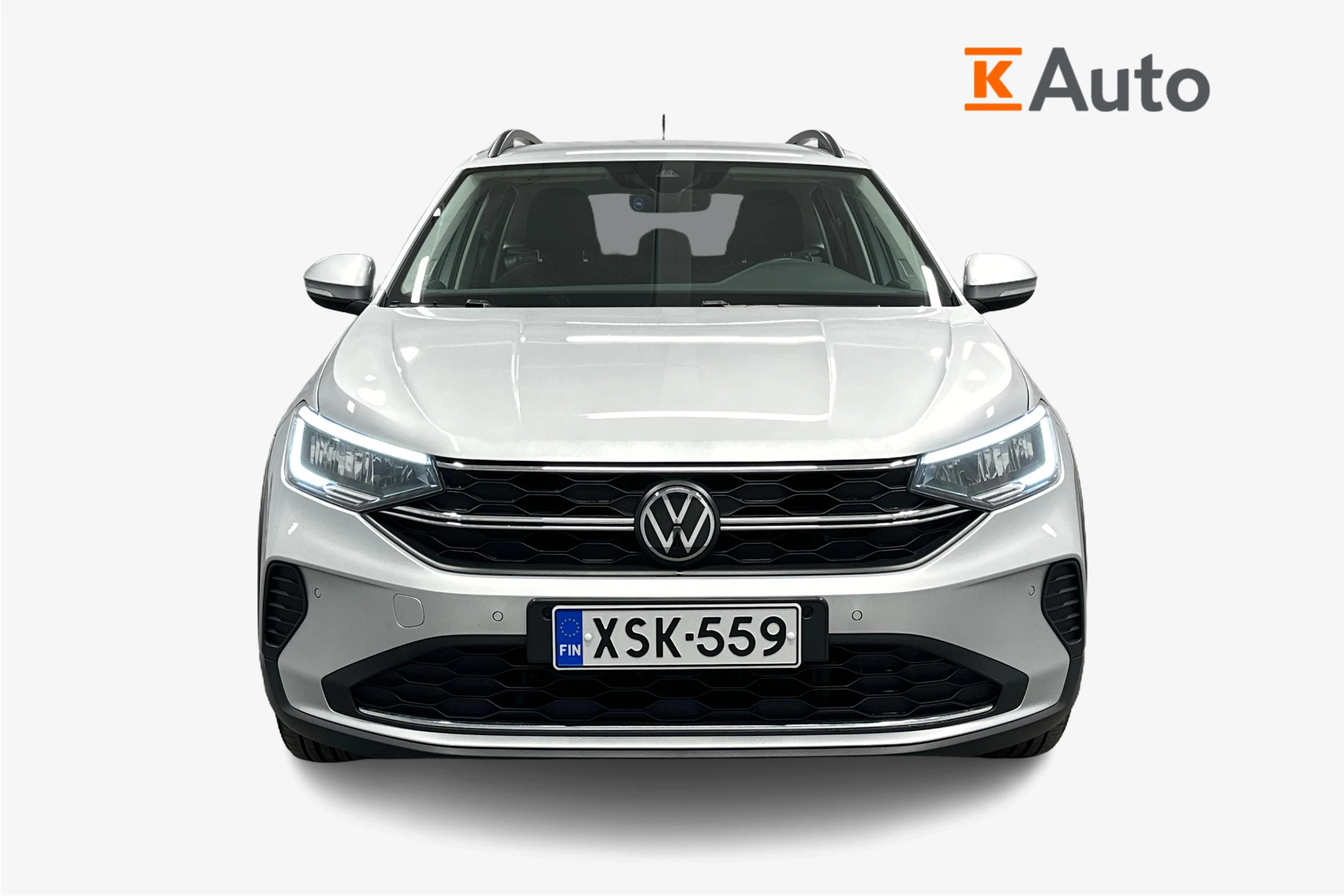 harmaa Volkswagen Taigo 2024 kuva 4.
