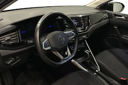 musta Volkswagen Taigo 2024 kuva 6.