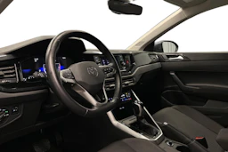 harmaa Volkswagen Taigo 2024 kuva 6.