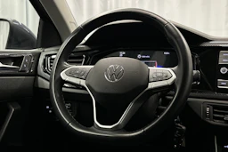 harmaa Volkswagen Taigo 2024 kuva 13.