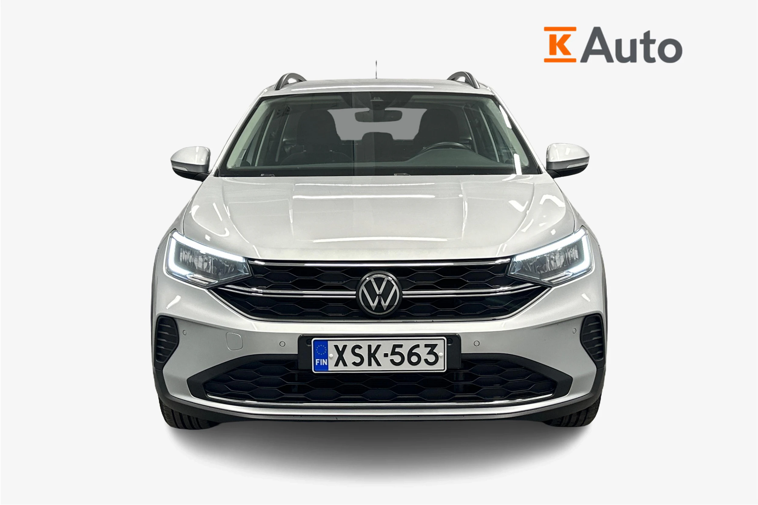 harmaa Volkswagen Taigo 2024 kuva 5.