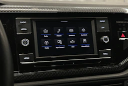 harmaa Volkswagen Taigo 2024 kuva 20.
