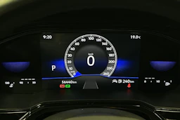 musta Volkswagen Taigo 2024 kuva 13.