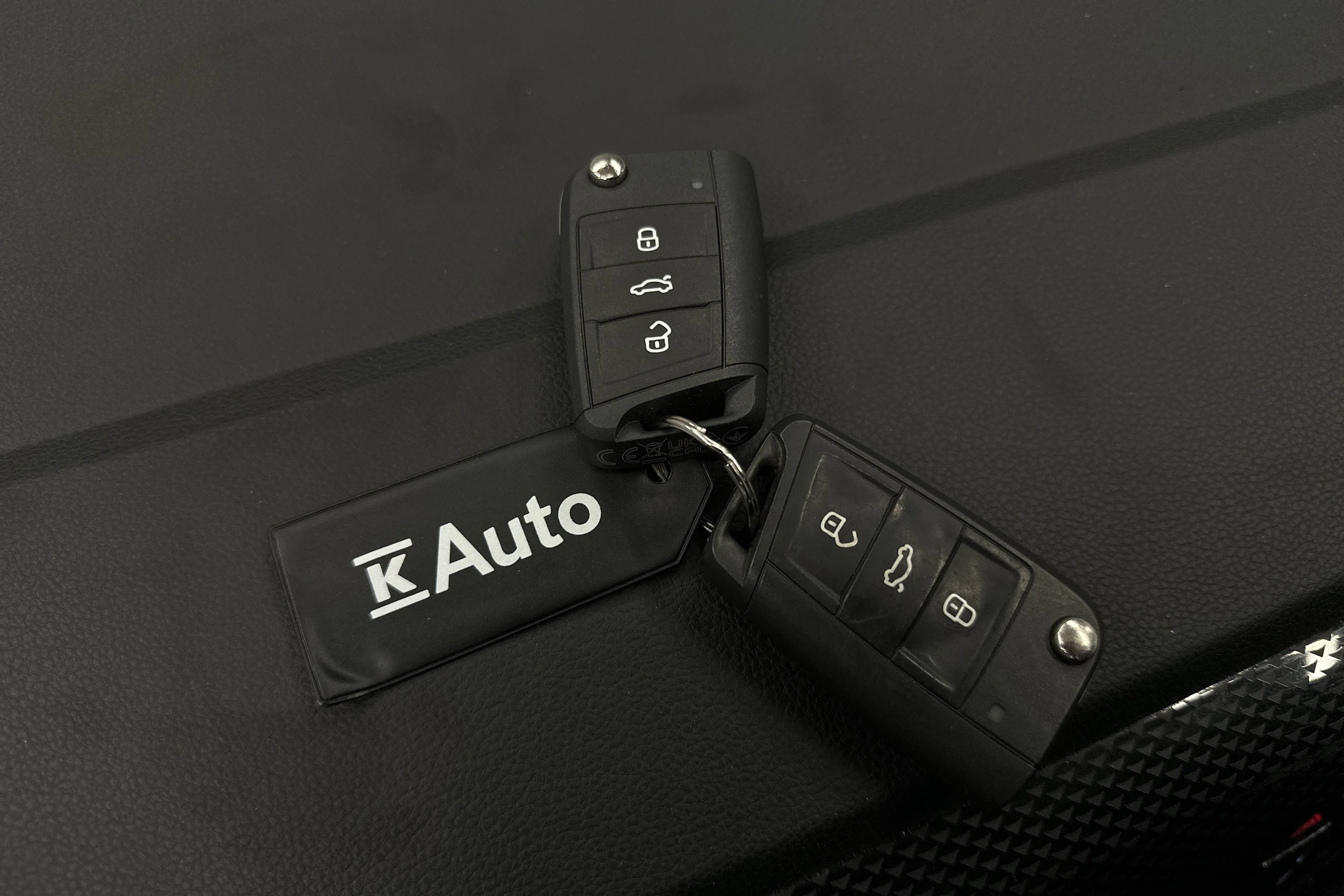 musta Volkswagen Taigo 2024 kuva 27.