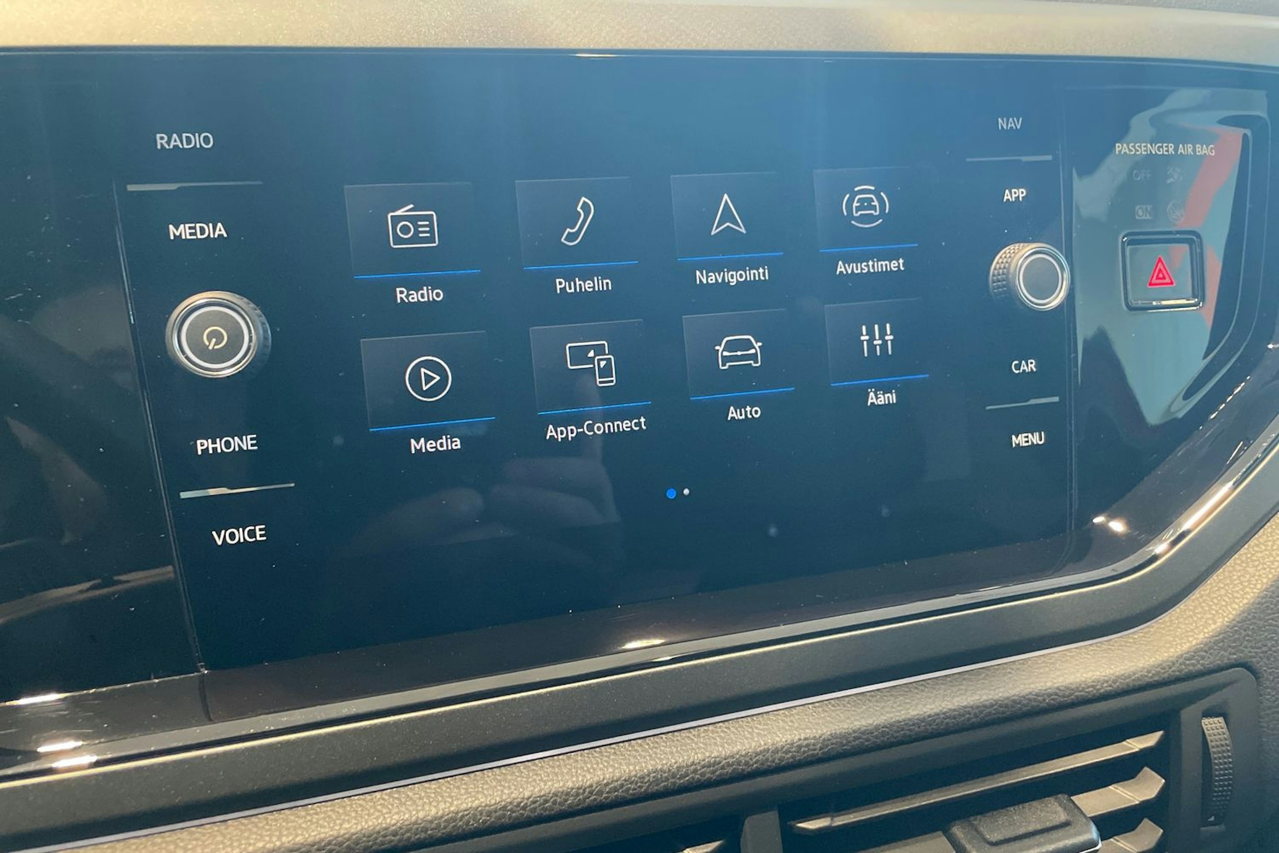 Punainen Volkswagen Taigo 2024 kuva 17.