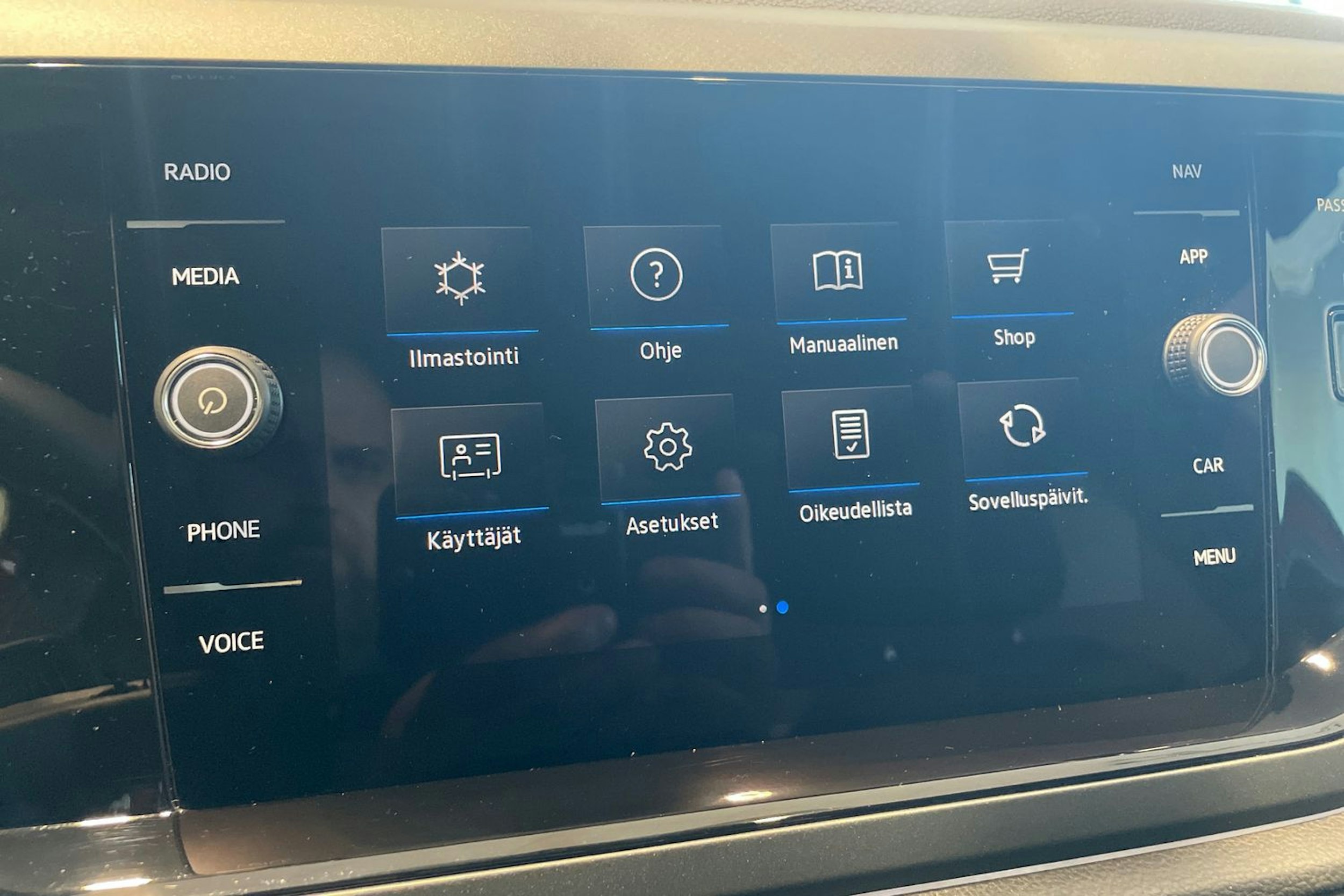 Punainen Volkswagen Taigo 2024 kuva 18.