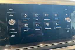 Punainen Volkswagen Taigo 2024 kuva 18.