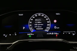harmaa Volkswagen Taigo 2024 kuva 13.