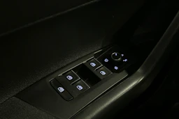 harmaa Volkswagen Taigo 2024 kuva 14.