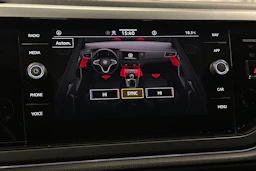 harmaa Volkswagen Taigo 2024 kuva 24.