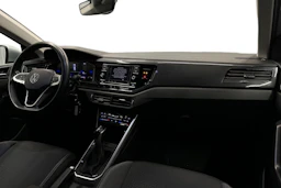 harmaa Volkswagen Taigo 2024 kuva 9.