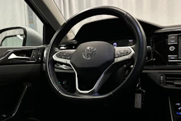 harmaa Volkswagen Taigo 2024 kuva 17.
