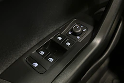 harmaa Volkswagen Taigo 2024 kuva 29.