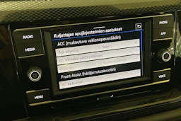 harmaa Volkswagen Taigo 2024 kuva 19.