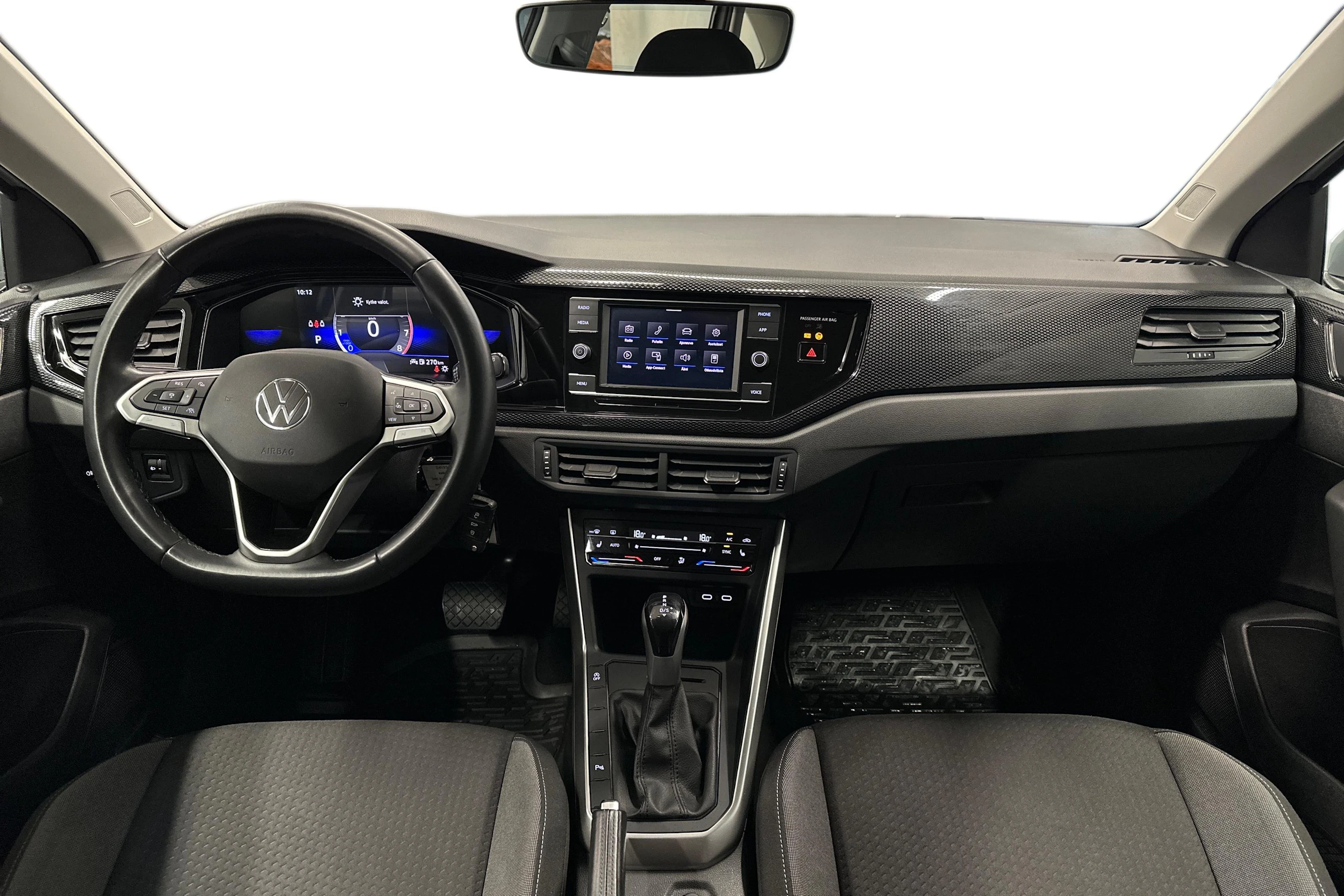 harmaa Volkswagen Taigo 2024 kuva 7.