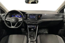 harmaa Volkswagen Taigo 2024 kuva 7.