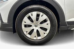 harmaa Volkswagen Taigo 2024 kuva 9.