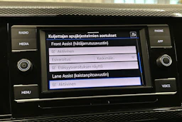 harmaa Volkswagen Taigo 2024 kuva 18.