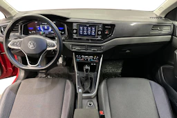 punainen Volkswagen Taigo 2024 kuva 7.