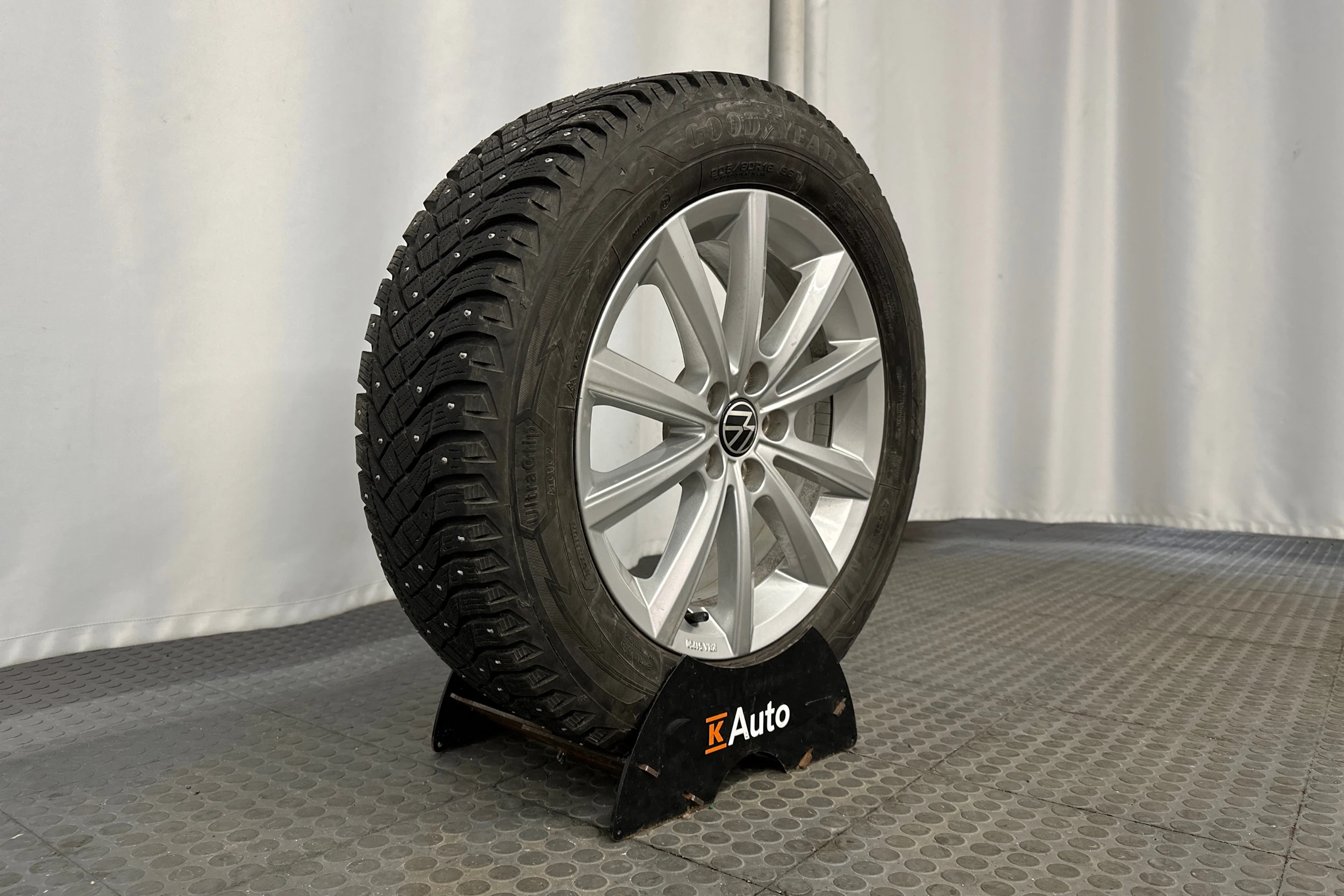 punainen Volkswagen Taigo 2024 kuva 10.