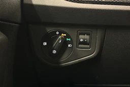 punainen Volkswagen Taigo 2024 kuva 14.