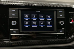 punainen Volkswagen Taigo 2024 kuva 16.