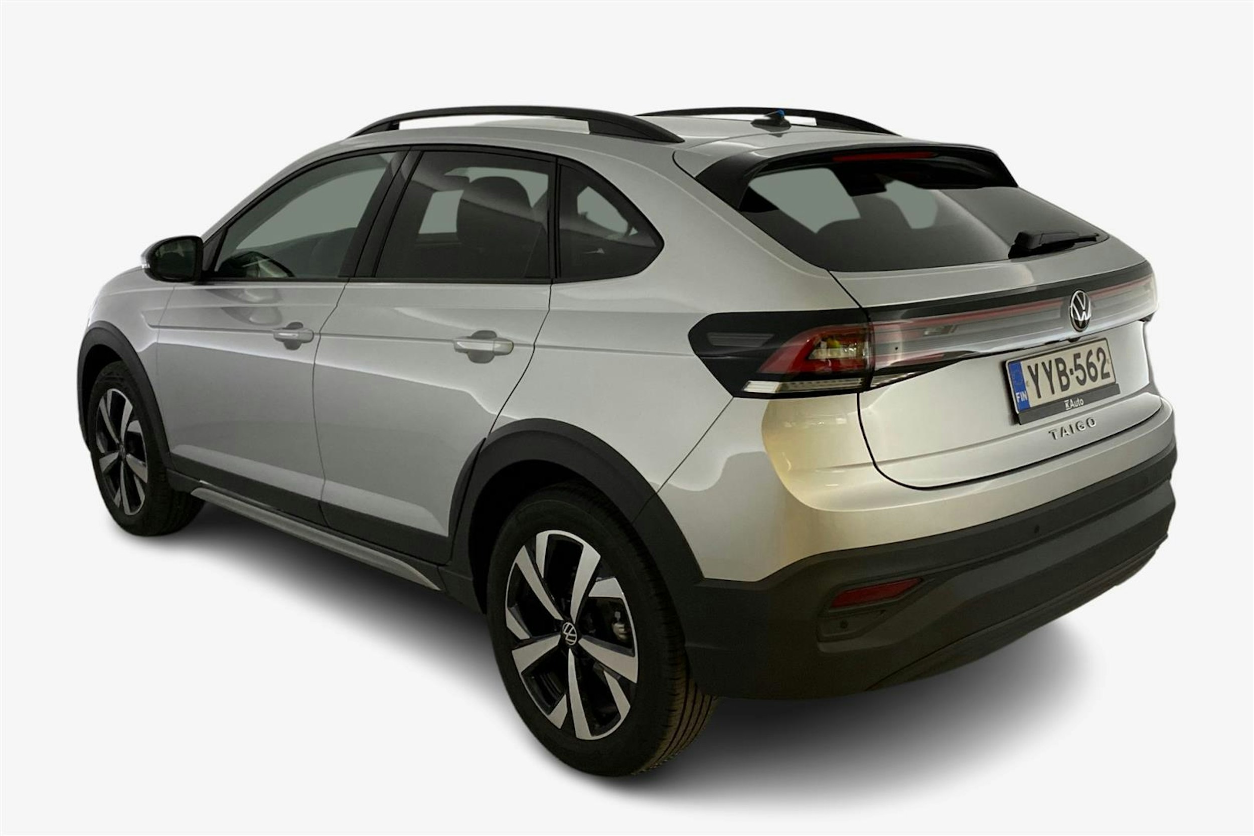 harmaa Volkswagen Taigo 2024 kuva 3.