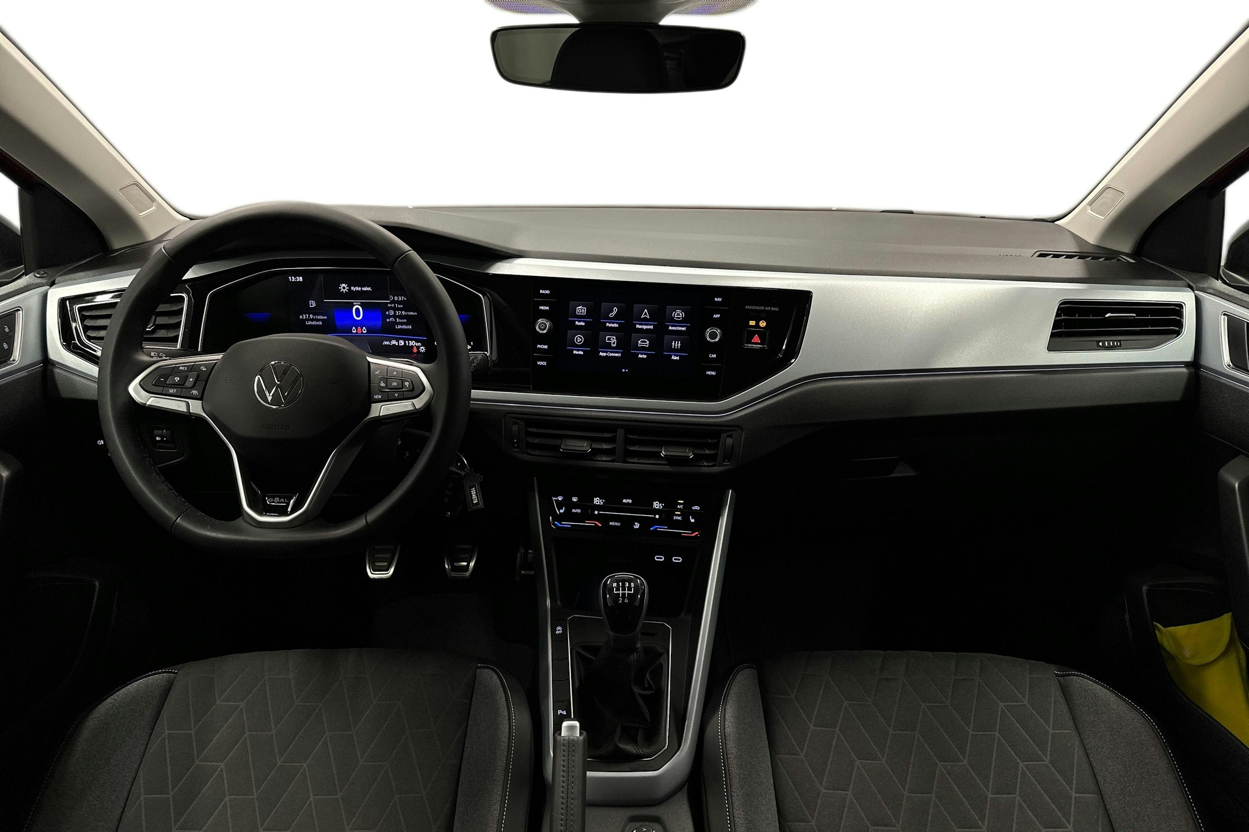 punainen Volkswagen Taigo 2025 kuva 9.