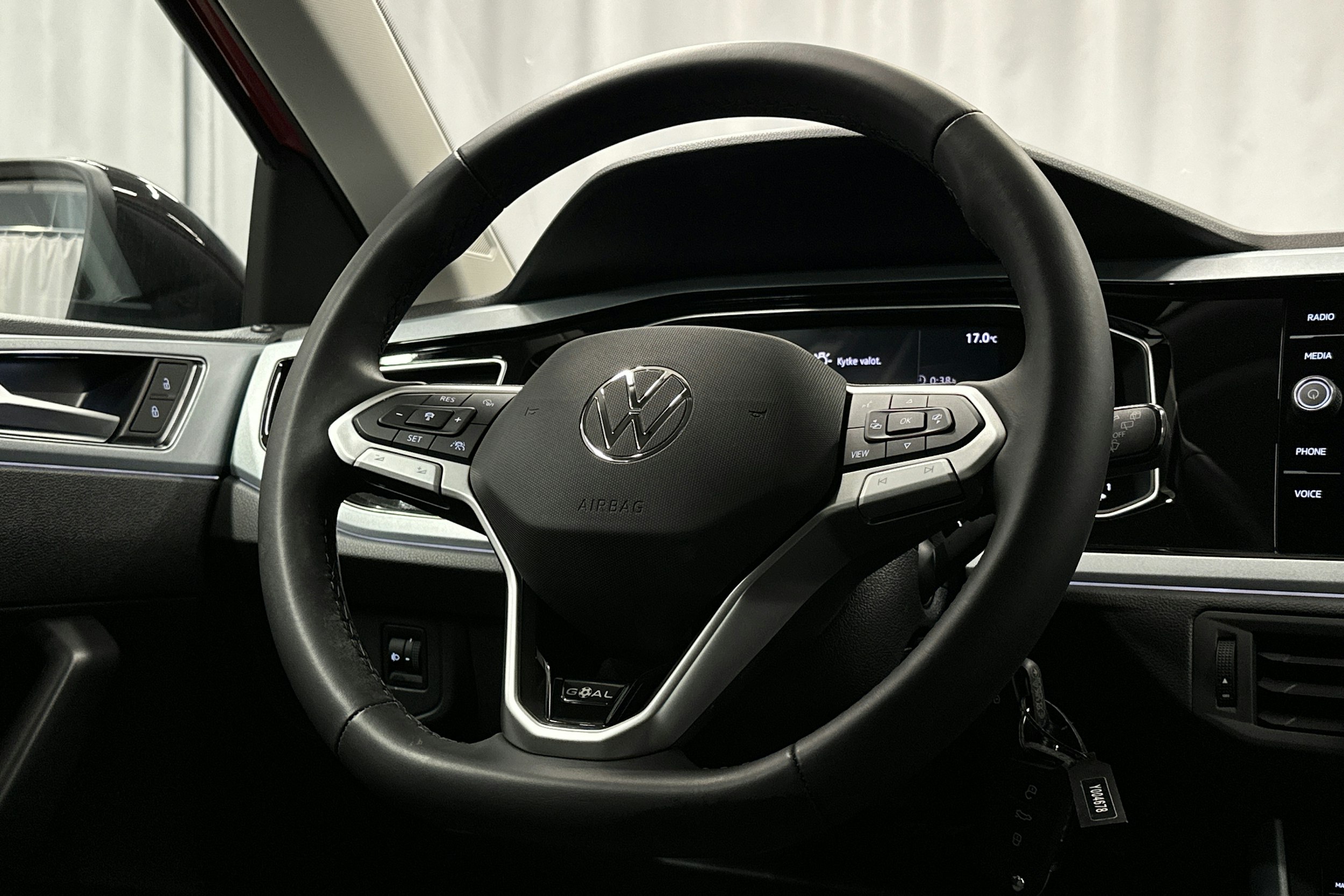punainen Volkswagen Taigo 2025 kuva 16.