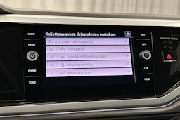 punainen Volkswagen Taigo 2025 kuva 21.