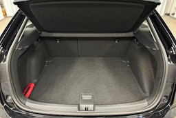 musta Volkswagen Taigo 2025 kuva 14.