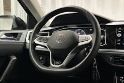 musta Volkswagen Taigo 2025 kuva 15.