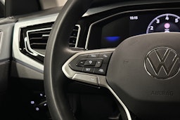 musta Volkswagen Taigo 2025 kuva 16.