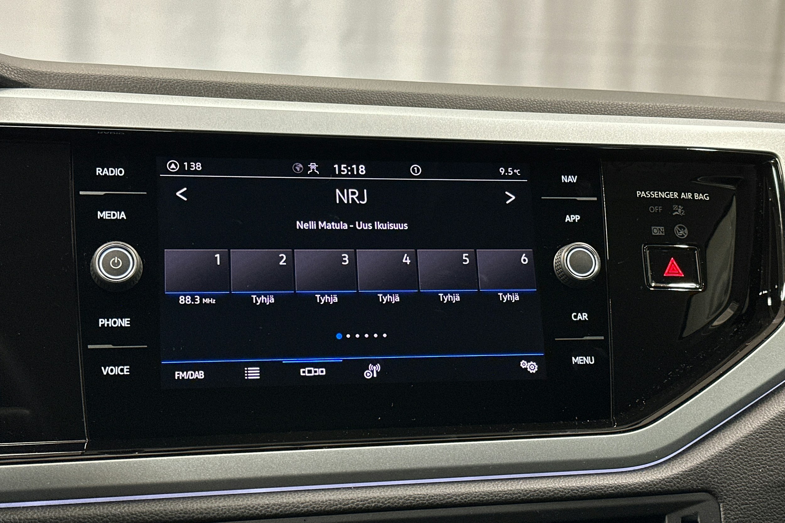 musta Volkswagen Taigo 2025 kuva 21.