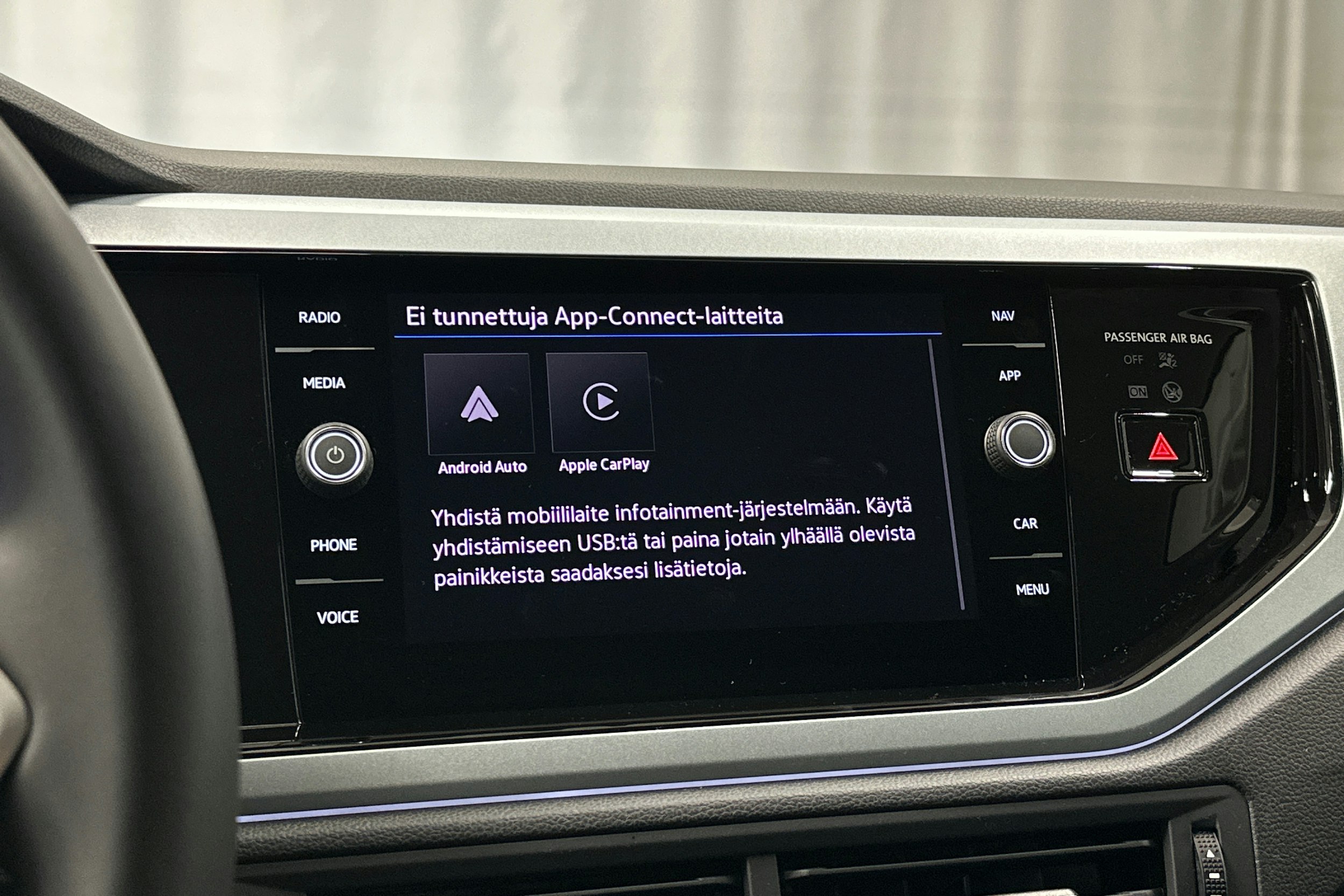 musta Volkswagen Taigo 2025 kuva 23.