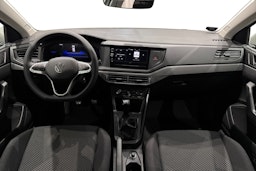 harmaa Volkswagen Taigo 2025 kuva 7.