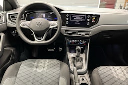 harmaa Volkswagen Taigo 2025 kuva 7.