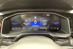 harmaa Volkswagen Taigo 2025 kuva 12.