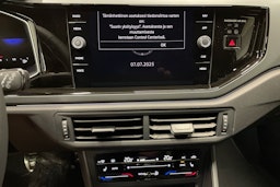 harmaa Volkswagen Taigo 2025 kuva 13.