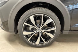 musta Volkswagen Taigo 2025 kuva 10.