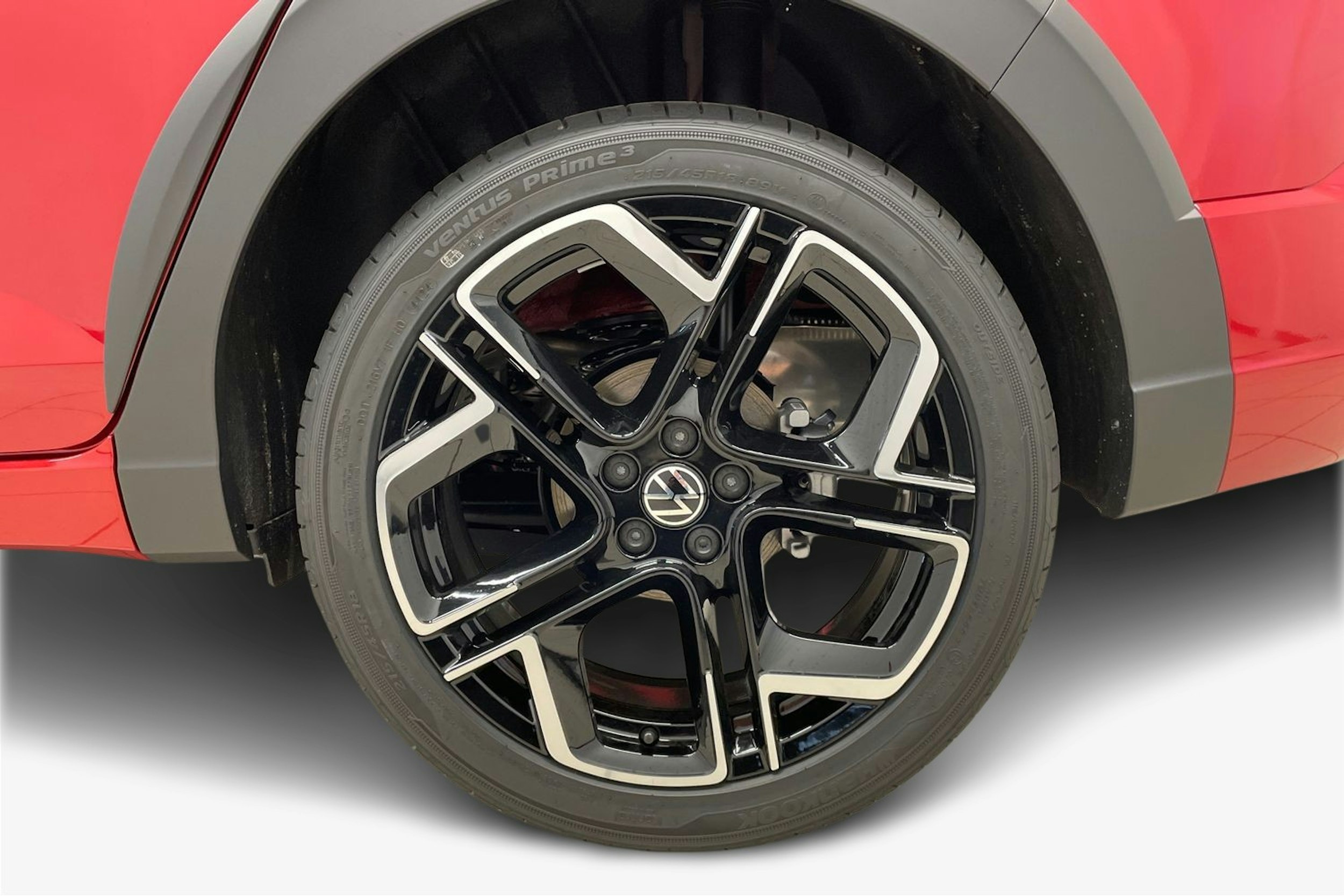 punainen Volkswagen Taigo 2025 kuva 9.