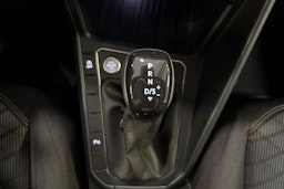 met. musta Volkswagen Taigo 2025 kuva 15.