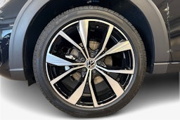 met. musta Volkswagen Taigo 2025 kuva 28.