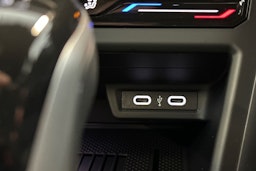 Musta Volkswagen Taigo 2025 kuva 25.
